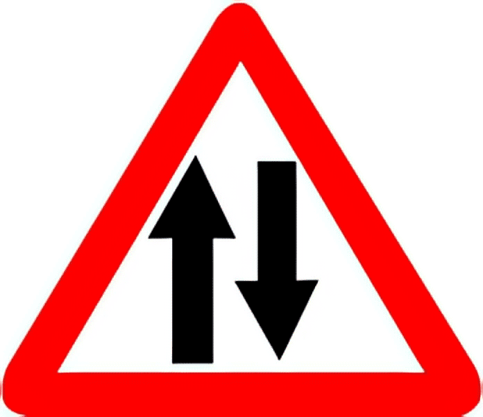 Two-way traffic sign colored